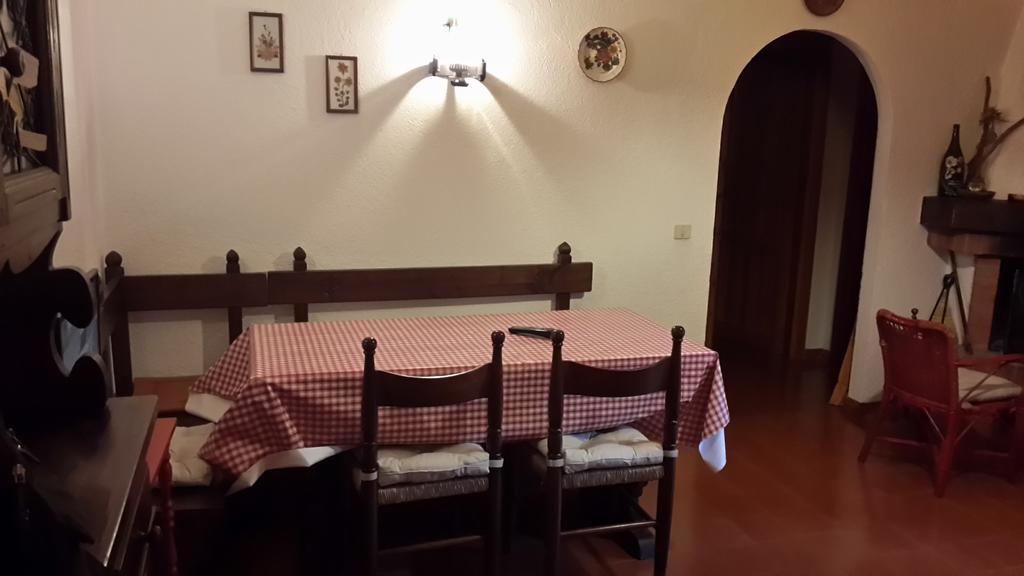 Appartamento Roccione Ovindoli Rum bild